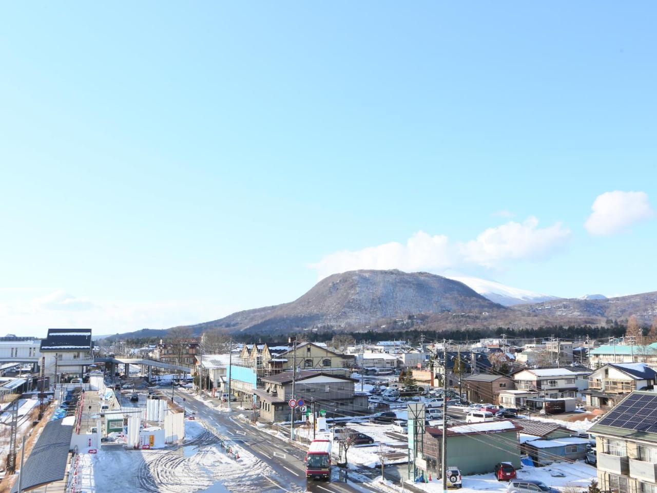 Apa Hotel Karuizawa Ekimae Karuizawaso Kültér fotó